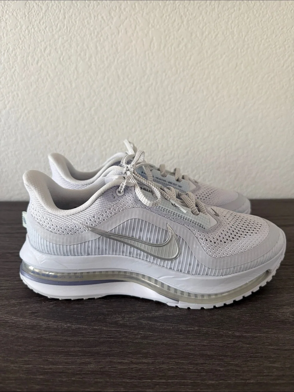 Nike Pegasus Premium Women’s Size 8